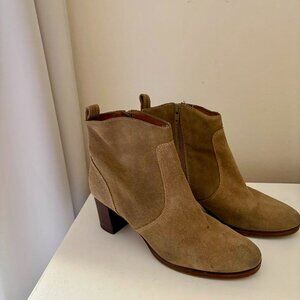 J.Crew Aggie ankle boots suede size 9 Made in Italy
